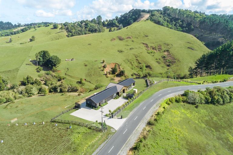 Photo of property in 174 Cameron Town Road, Pukekohe, 2678