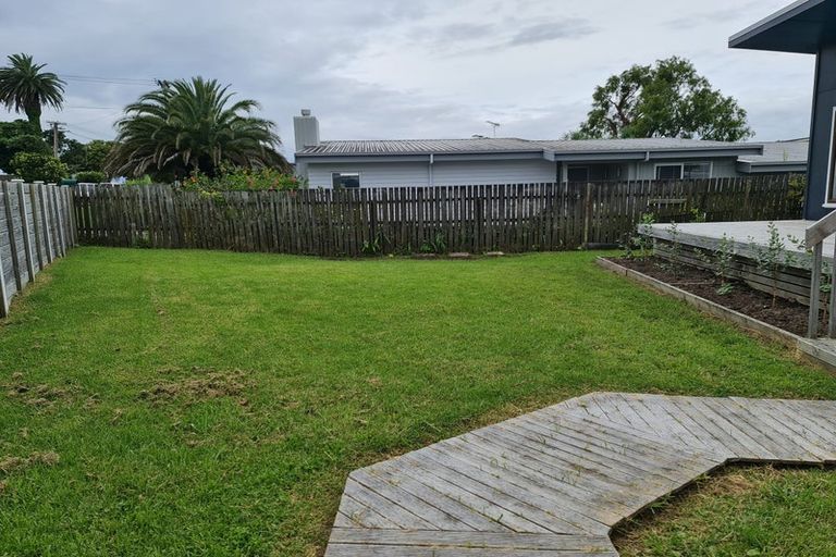 Photo of property in 15a Brixton Road, Manly, Whangaparaoa, 0930