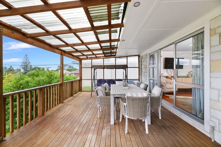 Photo of property in 44 Kohekohe Street, New Lynn, Auckland, 0600