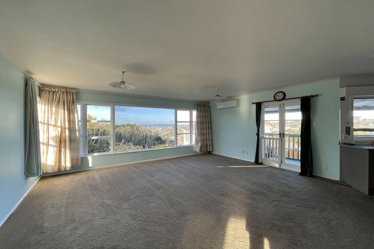 Photo of property in 377 East Coast Road, Mairangi Bay, Auckland, 0630