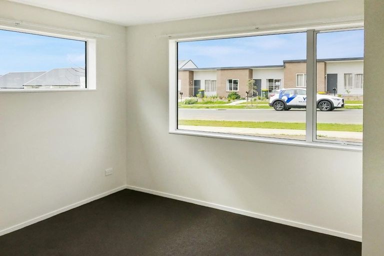 Photo of property in 72 Prado Drive, Pukekohe, 2120