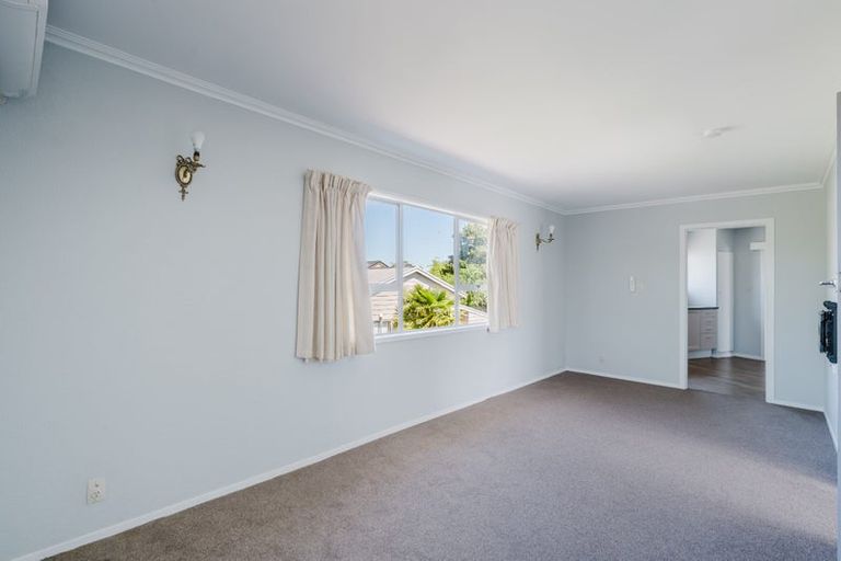 Photo of property in 1121 Heaphy Terrace, Fairfield, Hamilton, 3214