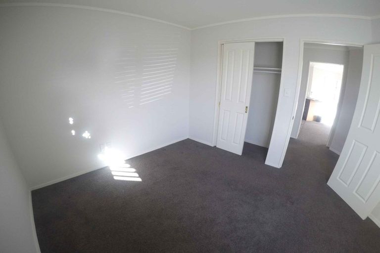 Photo of property in 102 Westerham Drive, Dannemora, Auckland, 2016