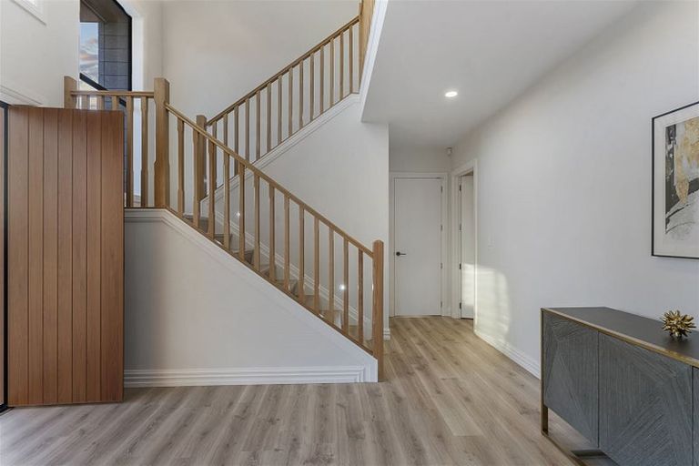 Photo of property in 3 Headsail Drive, Long Bay, Auckland, 0630