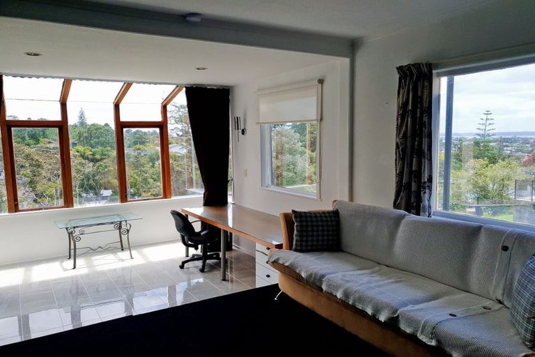 Photo of property in 211 Titirangi Road, Titirangi, Auckland, 0604