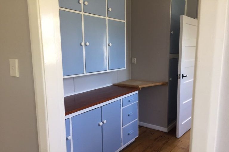 Photo of property in 125 Oxford Terrace, Epuni, Lower Hutt, 5011