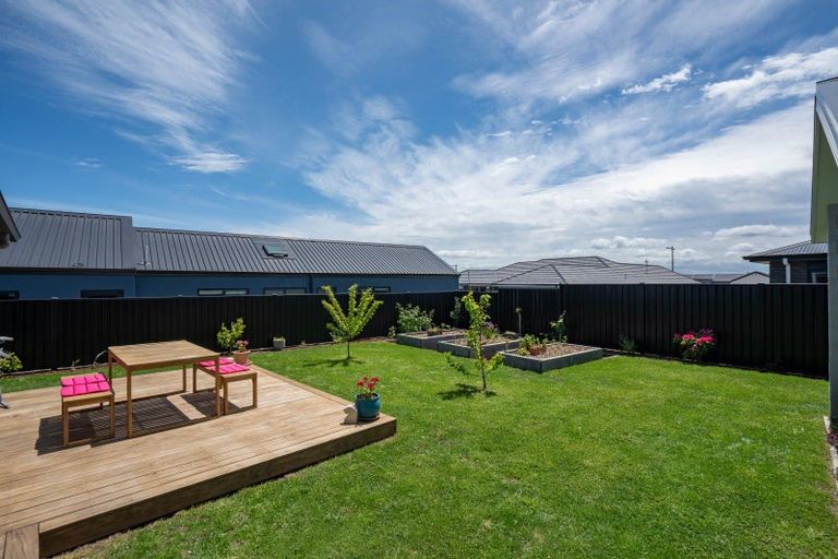 Photo of property in 9 Poroporo Way, Wharewaka, Taupo, 3330