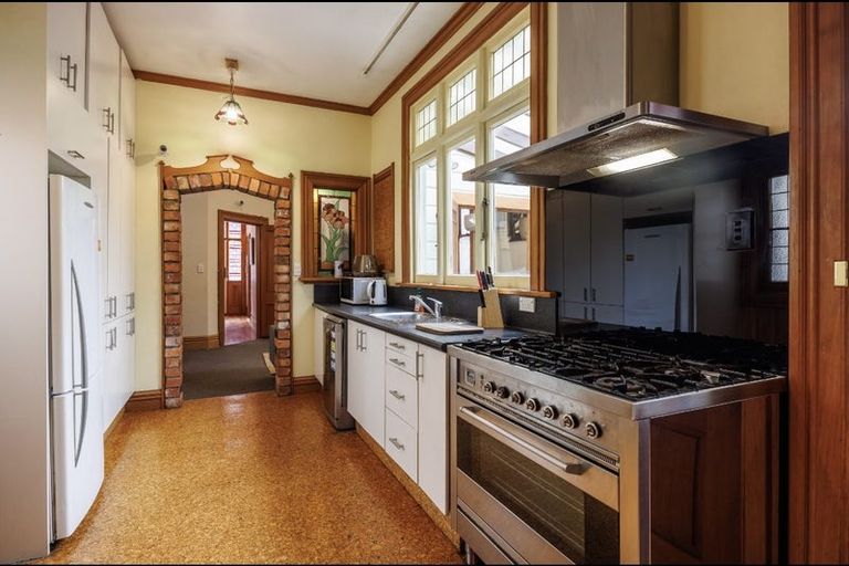 Photo of property in 221 Tinakori Road, Thorndon, Wellington, 6011