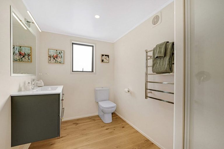 Photo of property in 17a Sydney Street, Hauraki, Auckland, 0622