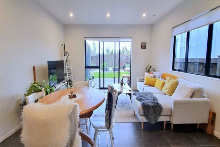 Photo of property in 6b Weri Road, Karaka, Papakura, 2113