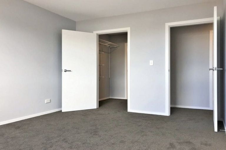 Photo of property in 21 Ken Douglas Drive, Aotea, Porirua, 5024