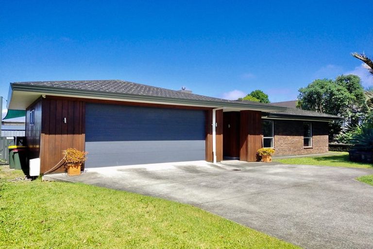 Photo of property in 101 Glenmore Road, Sunnyhills, Auckland, 2010