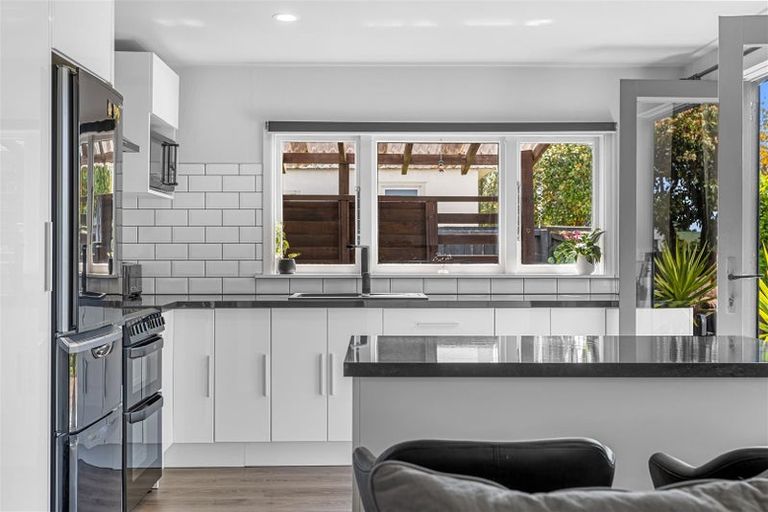 Photo of property in 33 East Belt, Rangiora, 7400