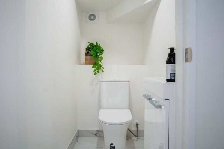 Photo of property in 28a Mckinstry Avenue, Mangere East, Auckland, 2024