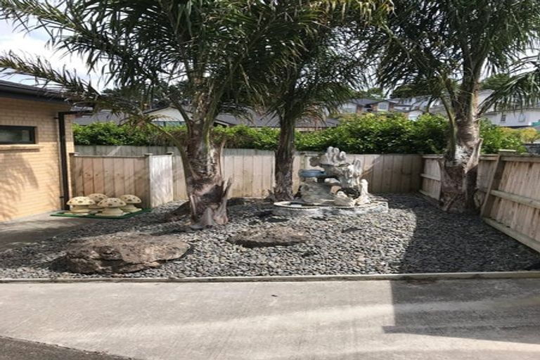 Photo of property in 23 Corricvale Way, Northcross, Auckland, 0632
