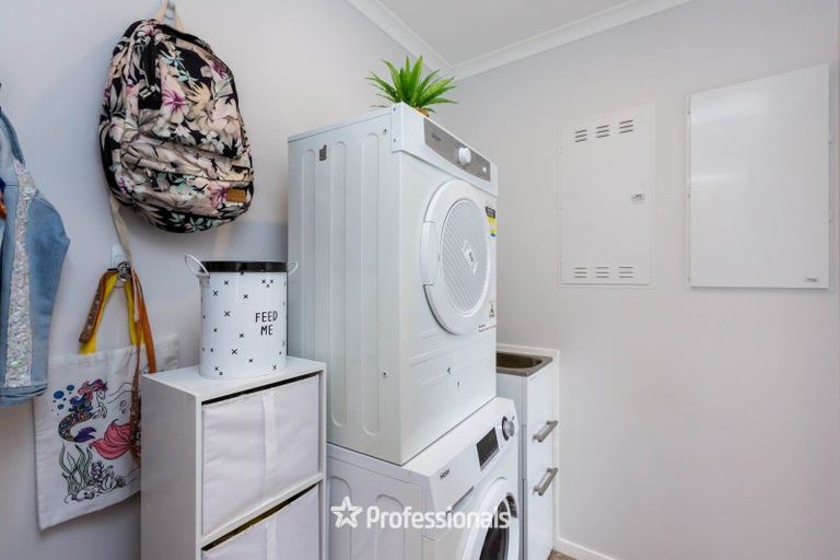 Photo of property in 24 Reakes Crescent, Wallaceville, Upper Hutt, 5018