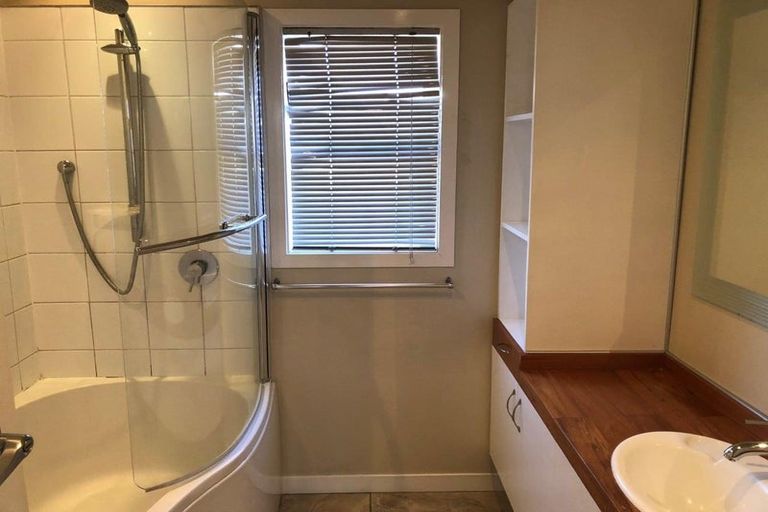 Photo of property in 582 Fergusson Drive, Trentham, Upper Hutt, 5018