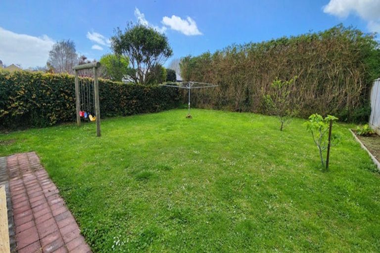 Photo of property in 107 Brooklands Road, Brooklands, New Plymouth, 4310