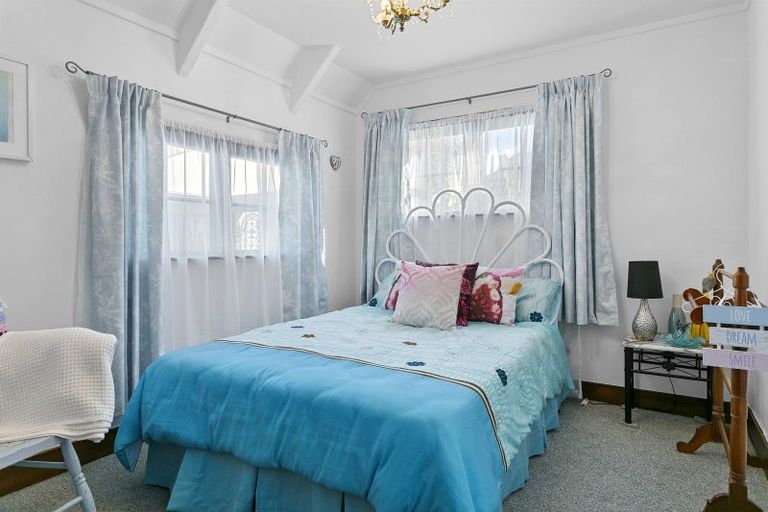 Photo of property in 61 Chesham Avenue, Waipahihi, Taupo, 3330