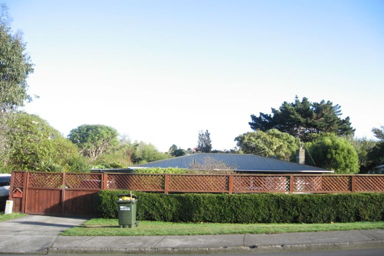 Photo of property in 114 Ruapehu Street, Paraparaumu, 5032