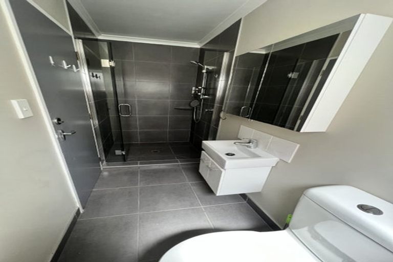 Photo of property in 27 Spinnaker Drive, Whitby, Porirua, 5024