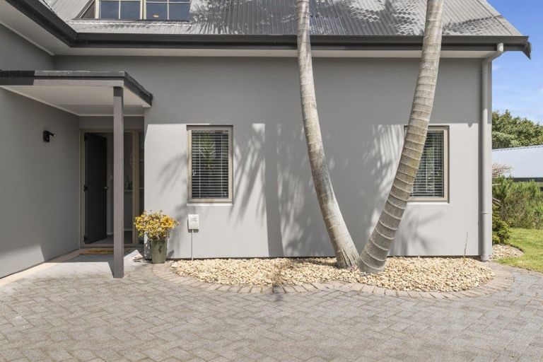 Photo of property in 27 Solander Drive, Welcome Bay, Tauranga, 3112