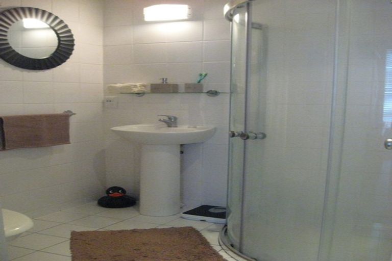 Photo of property in Hopper Street Apartments, 3/20 Hopper Street, Mount Cook, Wellington, 6011