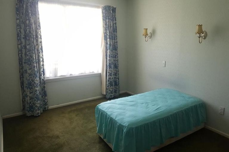 Photo of property in 152 Straven Road, Fendalton, Christchurch, 8014