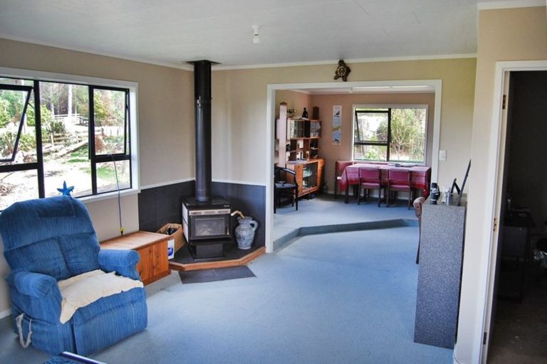 Photo of property in 461 Pahi Road, Pahi, Paparoa, 0571