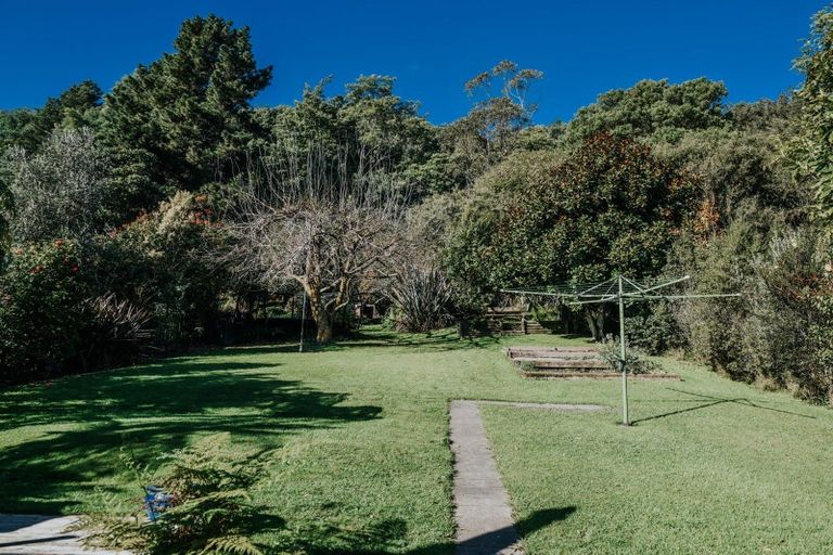 Photo of property in 45 Milton Terrace, Picton, 7220