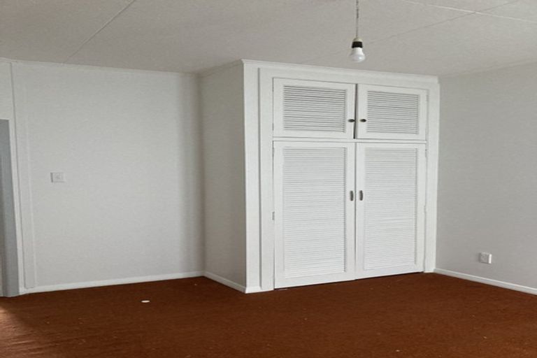 Photo of property in 88 Freyberg Street, Lyall Bay, Wellington, 6022