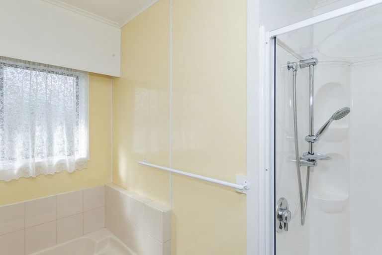 Photo of property in 6a Toru Street, Makaraka, Gisborne, 4010