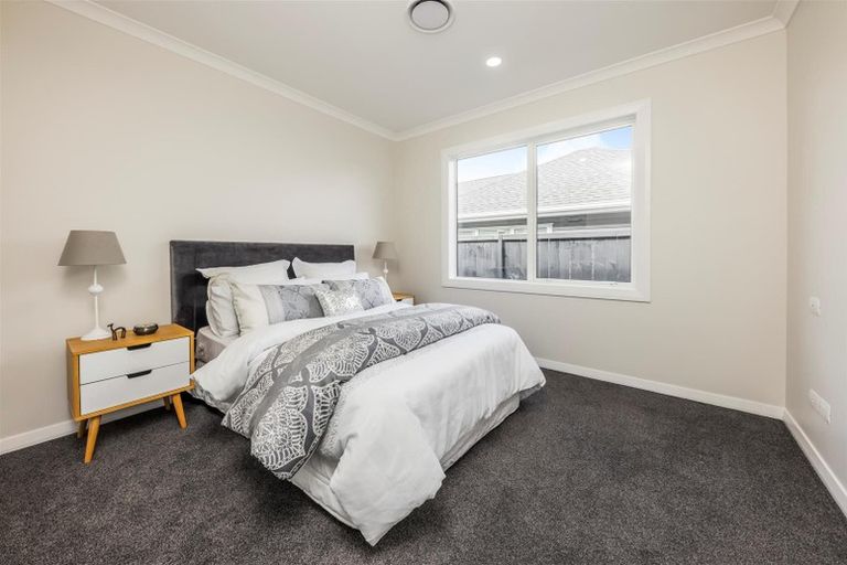 Photo of property in 10 Paso Fino Crescent, Karaka, Papakura, 2113