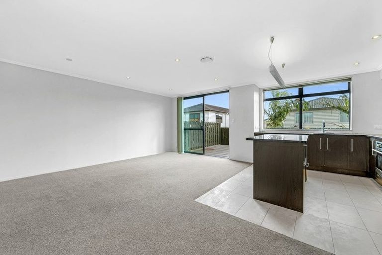 Photo of property in 63/182 Flat Bush School Road, Flat Bush, Auckland, 2019