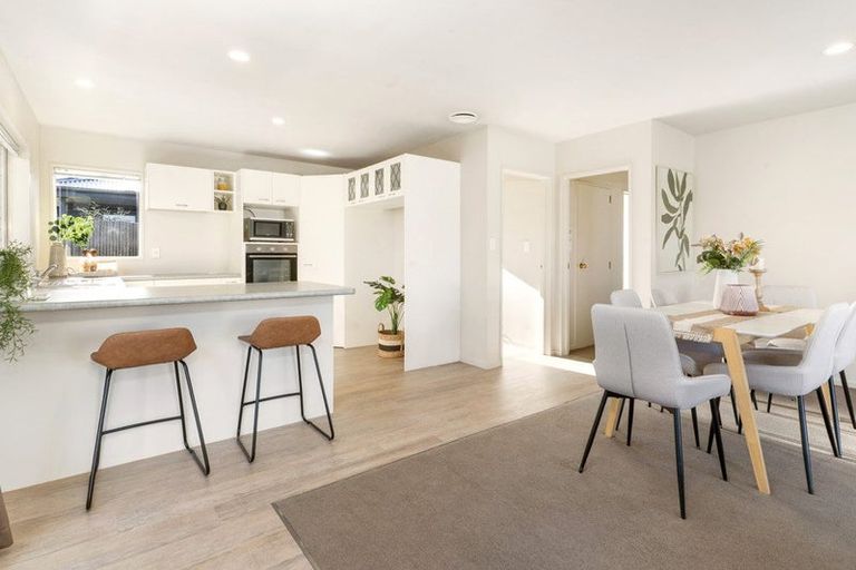 Photo of property in 2 Cunningham Place, Halswell, Christchurch, 8025