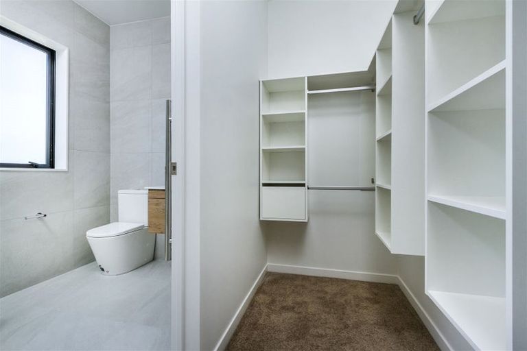 Photo of property in 1 Horokaka Street, Massey, Auckland, 0614