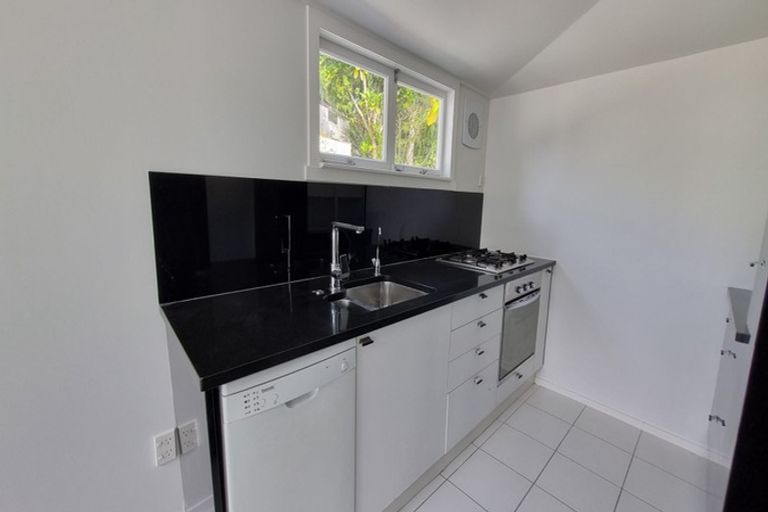 Photo of property in 17b Warwick Street, Morningside, Auckland, 1022
