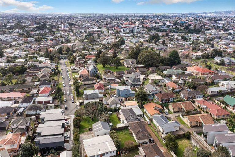 Photo of property in 17b Pah Road, Papatoetoe, Auckland, 2025