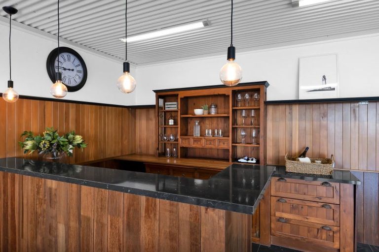 Photo of property in 14 Shearer Drive, Oakura, 4314