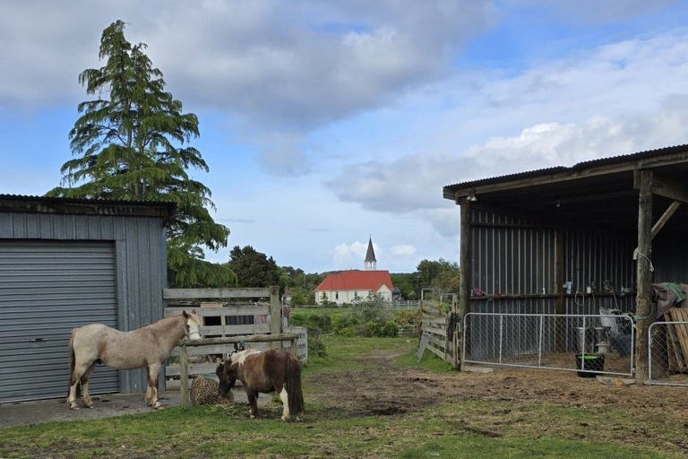 Photo of property in 102 Putiki Drive, Putiki, Whanganui, 4500