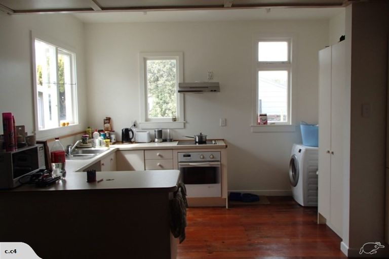 Photo of property in 43 Durie Street, Durie Hill, Whanganui, 4500