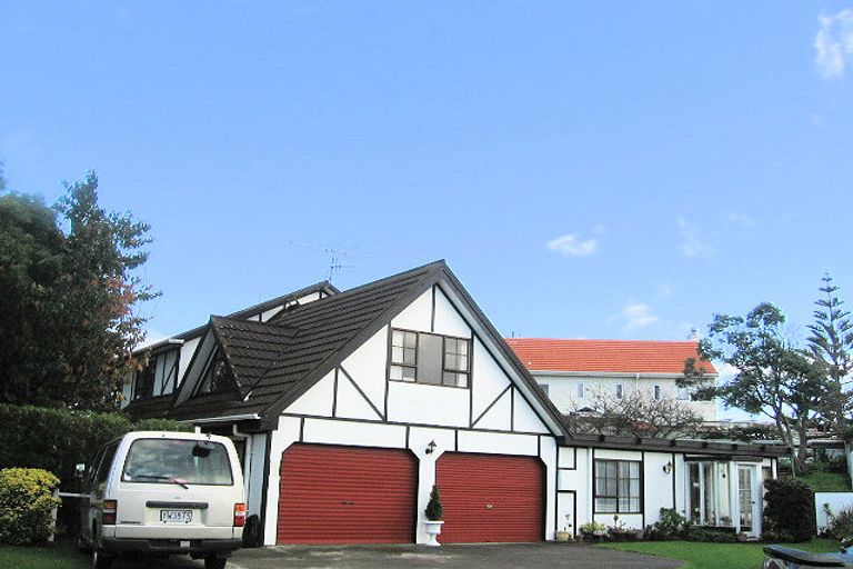 Photo of property in 1 Tudor Court, Paraparaumu Beach, Paraparaumu, 5032