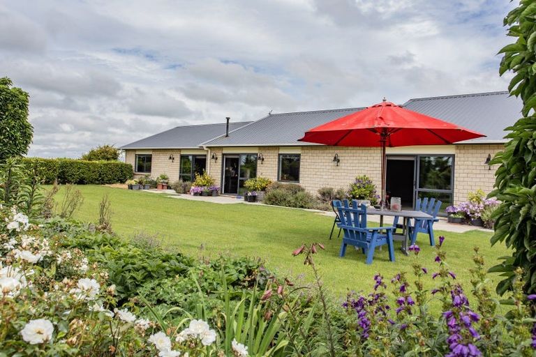 Photo of property in 967 North Eyre Road, West Eyreton, Rangiora, 7475