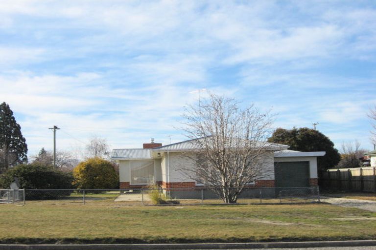 Photo of property in 22 Northland Street, Ranfurly, 9332