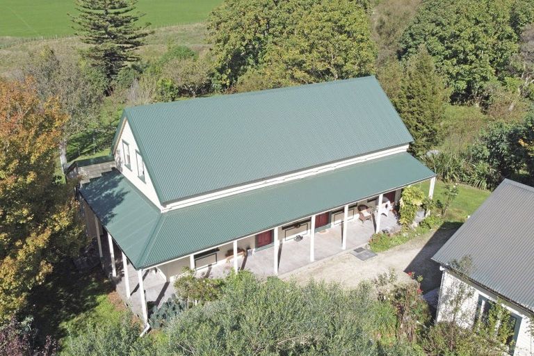 Photo of property in 2269 State Highway 2, Te Hauke, Hastings, 4178