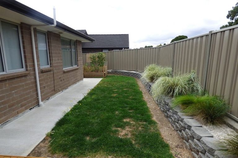 Photo of property in 7 Erceg Way, Rosehill, Papakura, 2113
