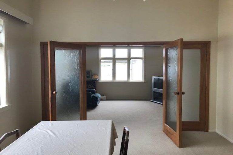 Photo of property in 3 Toru Street, Lyall Bay, Wellington, 6022