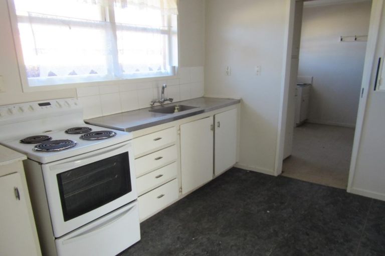 Photo of property in 2/245 Saint George Street, Papatoetoe, Auckland, 2025