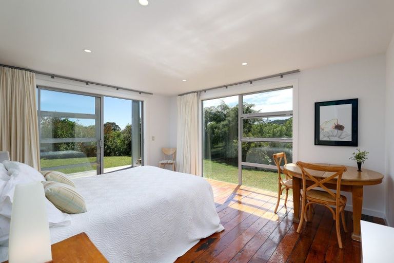 Photo of property in 1160a Abel Tasman Drive, Ligar Bay, Takaka, 7183