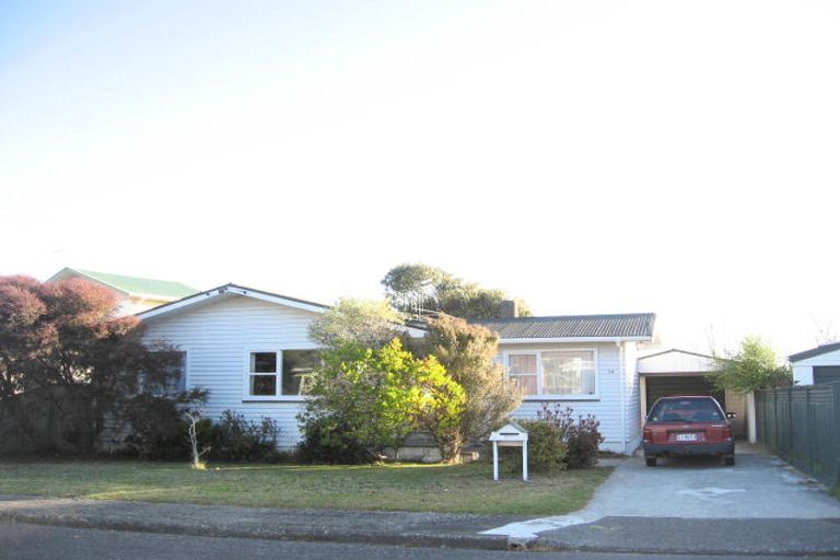 Photo of property in 54 Dale Road, Raumati South, Paraparaumu, 5032